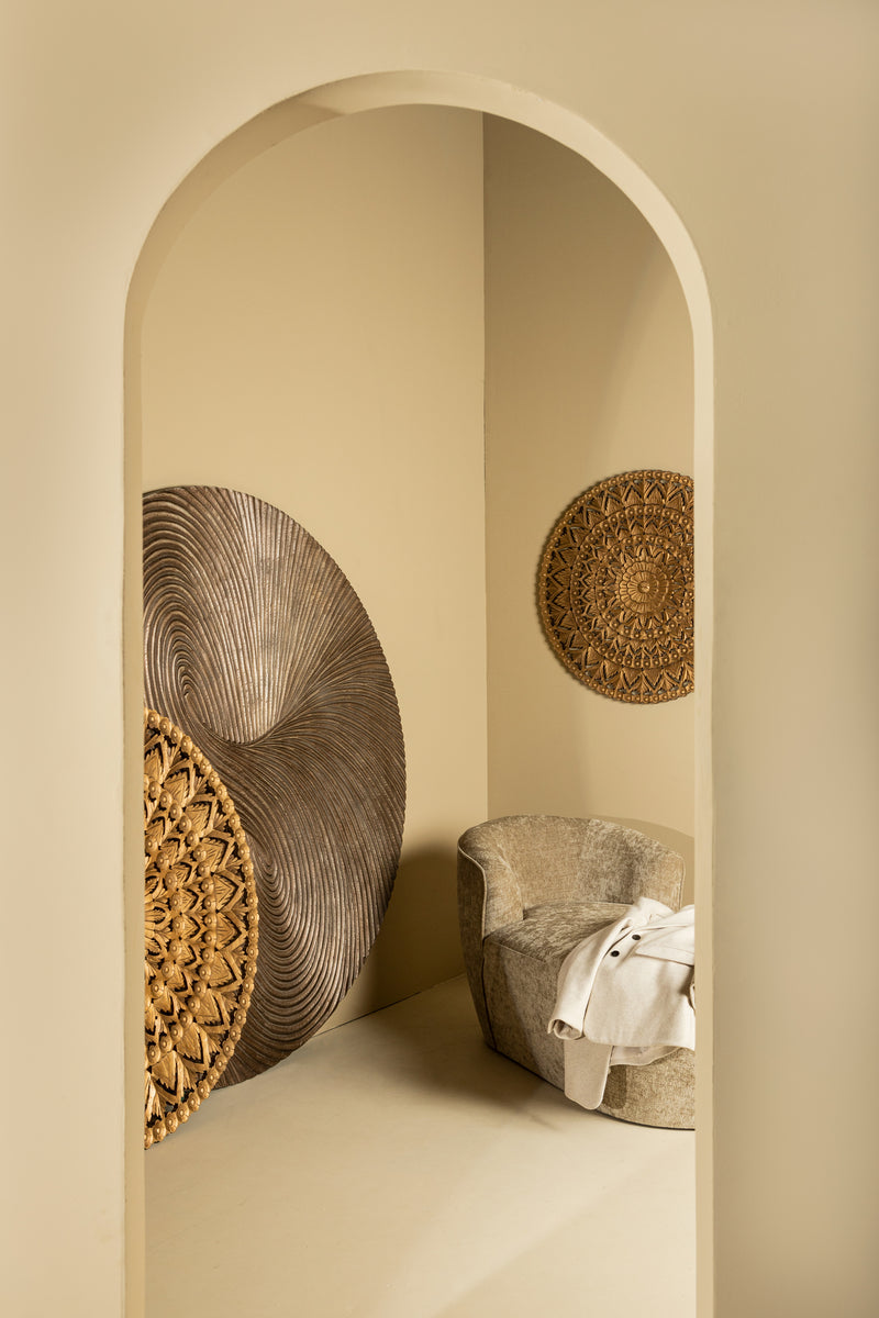Wiktor Brown Wallpanel Swirl Carved L