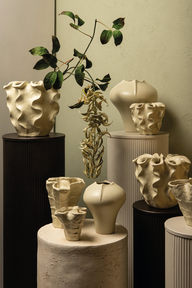 Rudie Cream Matt Ceramic Pot With Wavy Print L