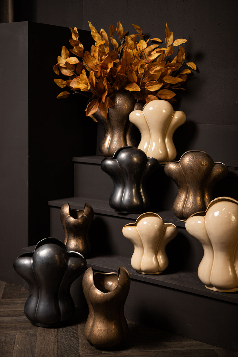 Mellie Black France Lily Flower Ceramic Vase L